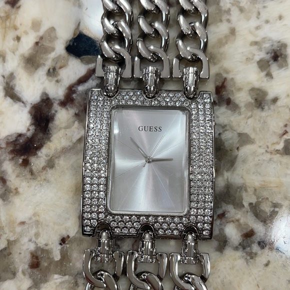 GUESS Watch⌚️ - Picture 5 of 9